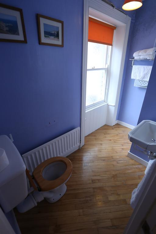 באליקאסל Corratavey Guest Accommodation מראה חיצוני תמונה